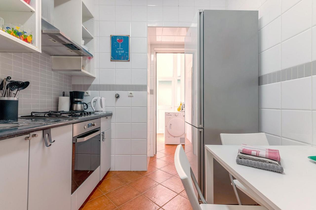 Alm- Spacious. Sunny. Patio. Quiet Area. Fast Wifi Lisboa Exterior foto